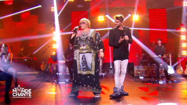 Laurence Boccolini chante avec Keen V pour l'association Tout le monde contre le cancer