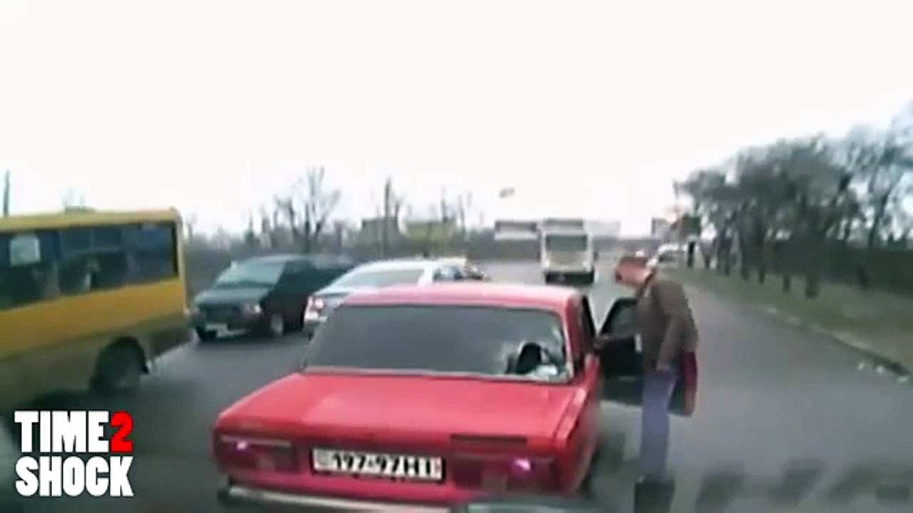 Аварии и Драки на дорогах май 2013