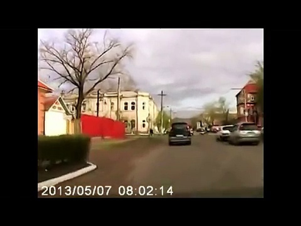 Аварийные ситуации на дороге. Май 2013 новая подборка.