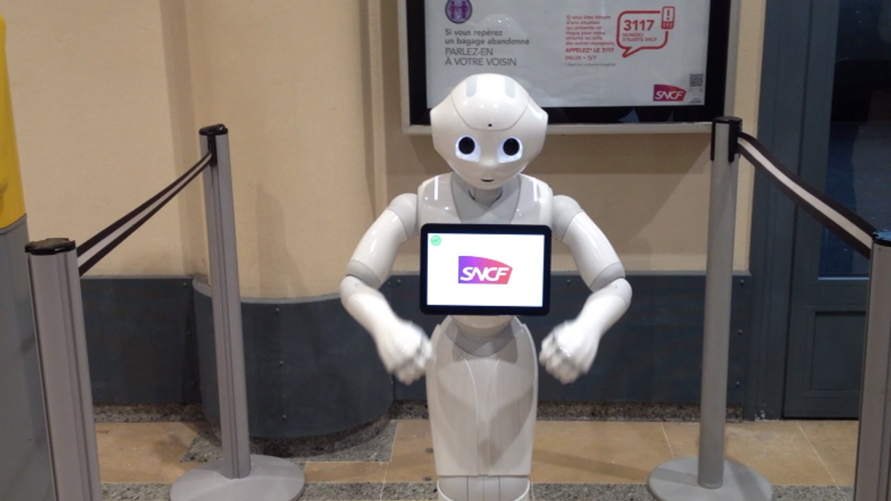 Pepper le robot humanoïde de la SNCF