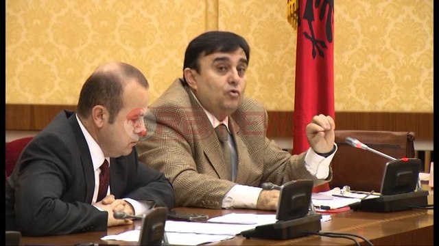 Rishikimi i buxhetit 2015, Opozita: Ulet ndjeshëm fondi i investimeve- Ora News- Lajmi i fundit-