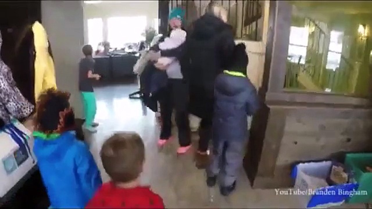 Спасение замерзающего котенка