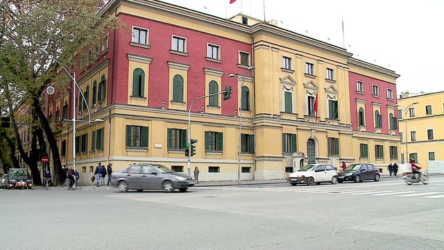 Lu: Të korruptuarit, para drejtësisë - Top Channel Albania - News - Lajme