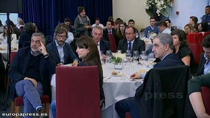 Cospedal critica la "demagogia y mentira" de Sánchez