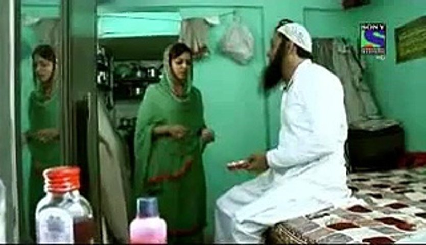 Molvi ki harkat dakho