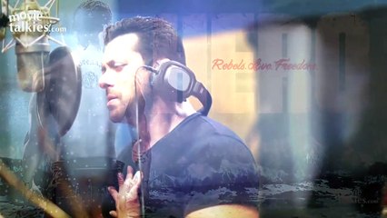 Salman Khan Singing Main Hoon Hero Tera Song LIVE From The Movie Hero