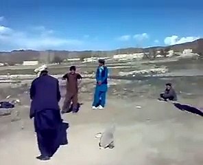 Pashto funny video clip - funny pathan playing cricket