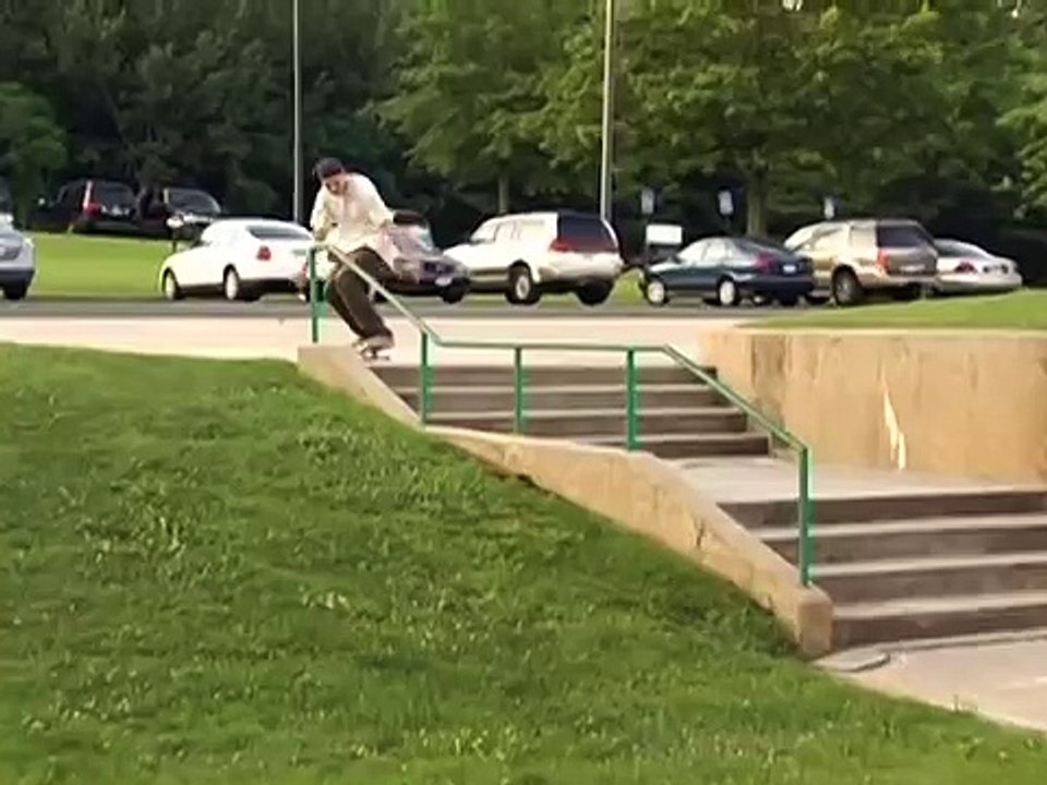 Epic Smith Grind Fail