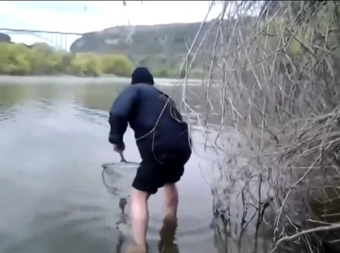 ВОТ ТАК НАДО ЛОВИТЬ РЫБУ