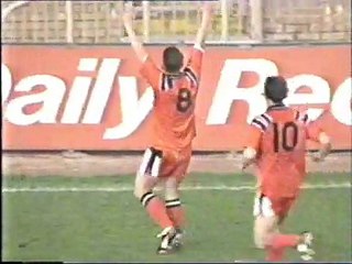 Dundee United 2 Hibernian 2 (1993/94)
