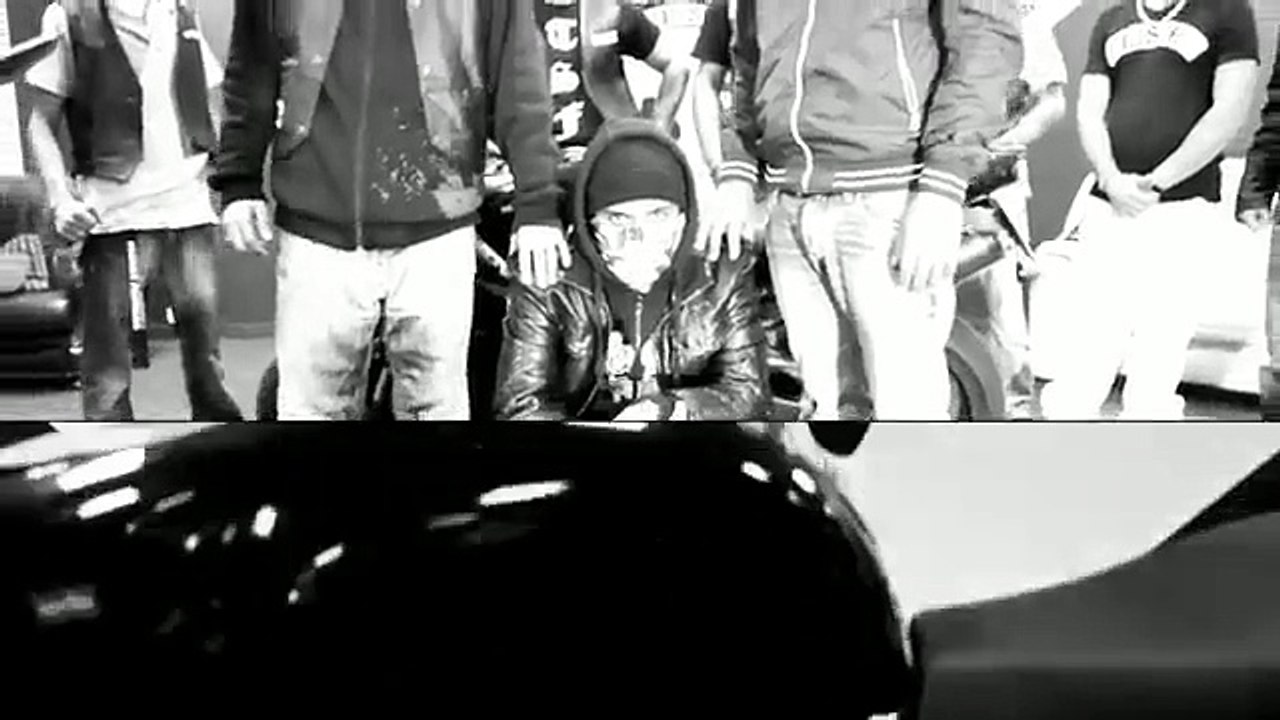 AK Ausserkontrolle  Mosh36 - Pyramide Auge