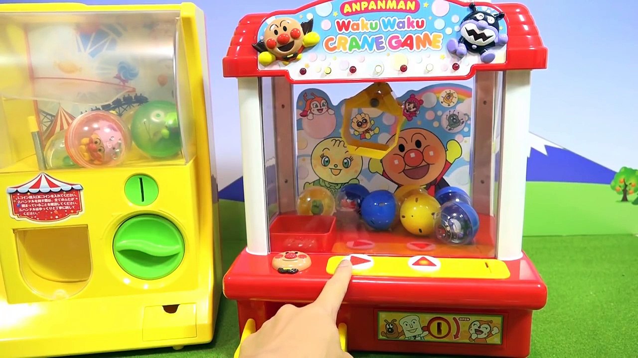 アンパンマンおもちゃアニメ キャンディすくい クレーンゲームとガチャガチャ 歌 映画 テレビ Anpanman Toys