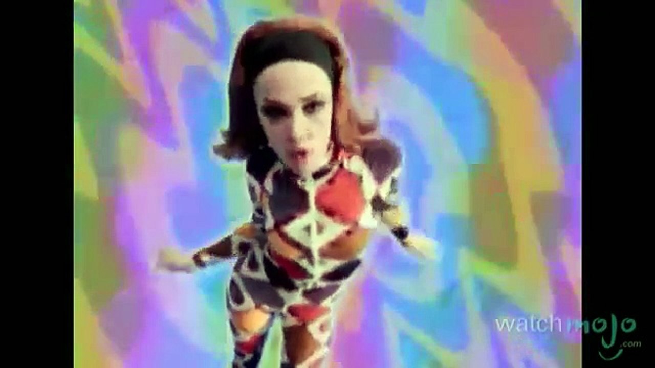 Top 10 Ridiculous 1990s Music Videos