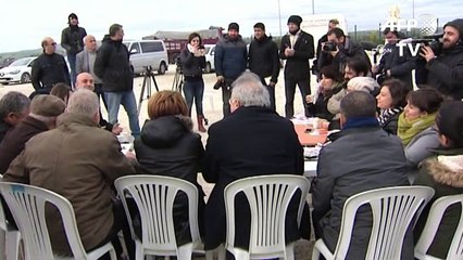 Turkish daily holds editorial meeting outside prison