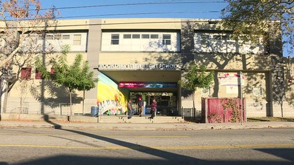 Los Angeles: les écoles publiques fermées après des menaces (3)