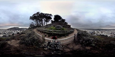 Whats It Like To Hear Colors? - A VR 360° Synesthesia Experience