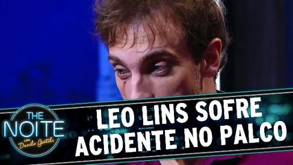 Léo Lins sofre acidente de trabalho no palco