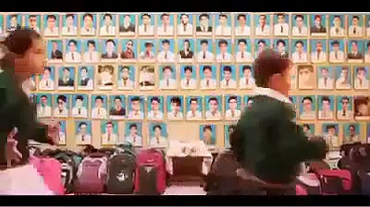 Mujha Dusman k bacho ko parhna ha