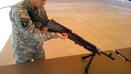 Master the M240B: Step-by-Step Loading & Malfunction Clearing 🪓