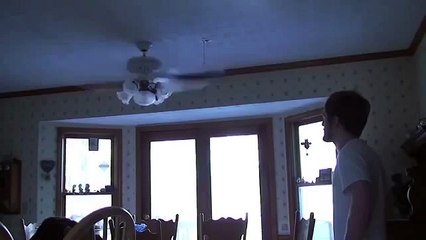 Dünyanın En Anlamsız Şeylerinden Birini Denemek