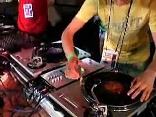 DJ illi Vinili