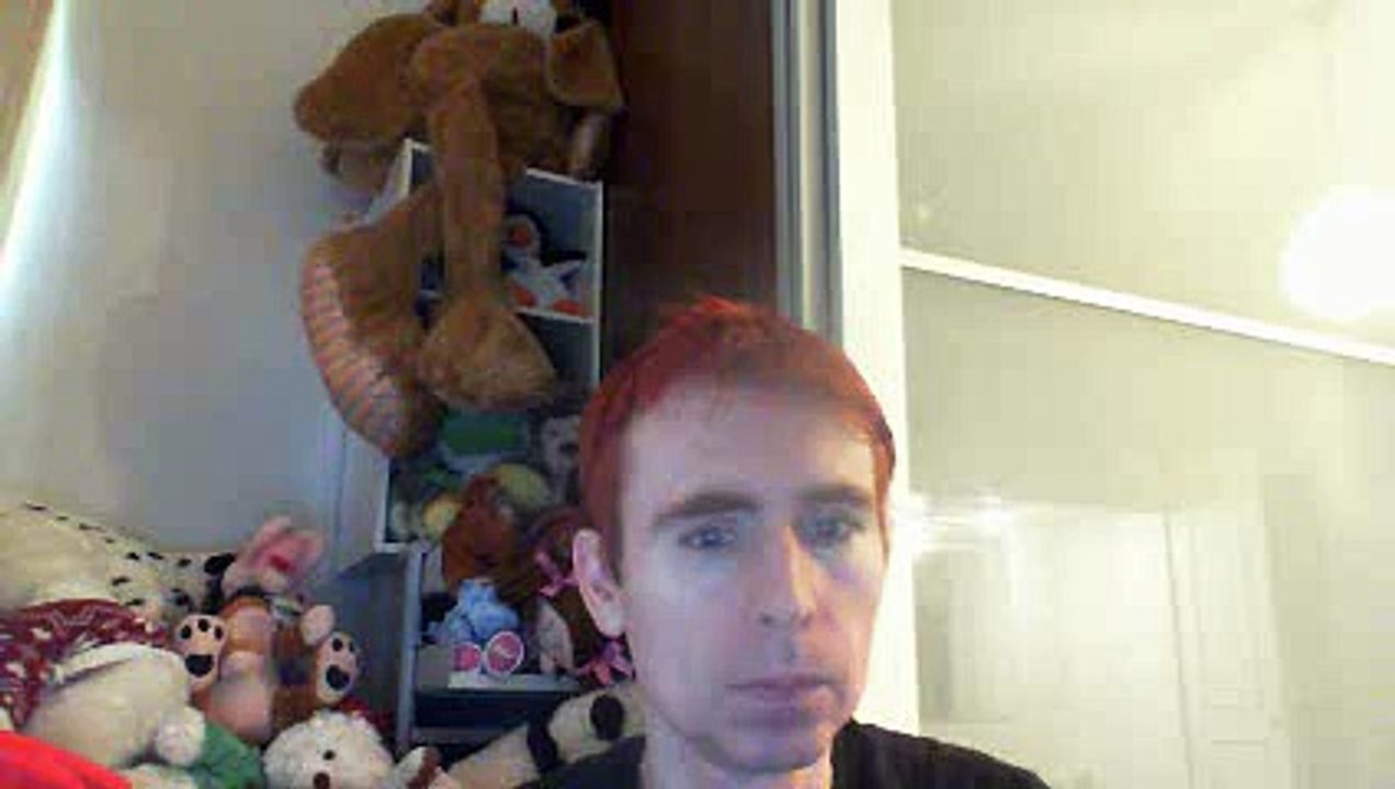 Wiwi égratigne "lâche moi" de Clarika