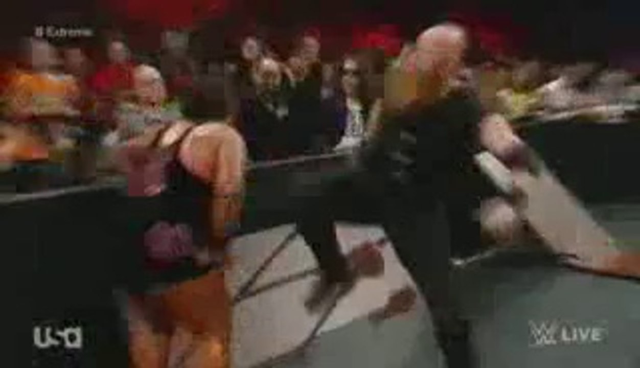 WWE Raw  14-12-2015  Part 4