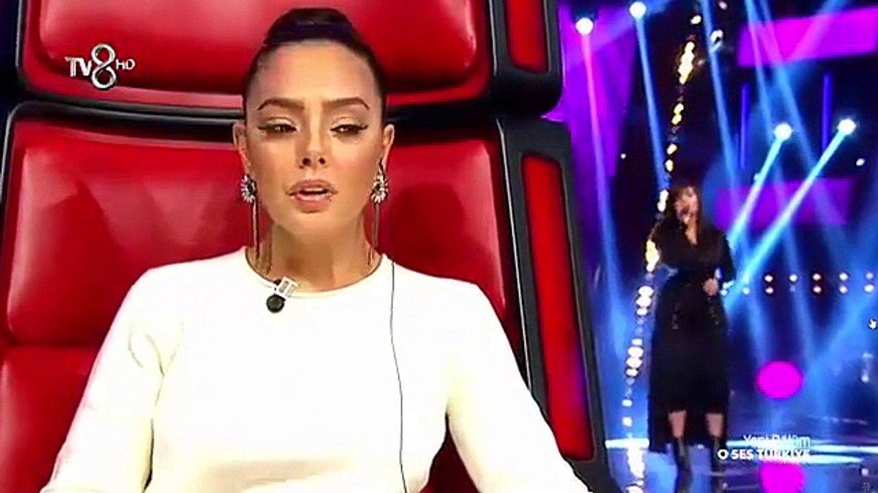 Nedime Sarıöz ''Bile Bile'' O Ses Türkiye 15 Aralık 2015