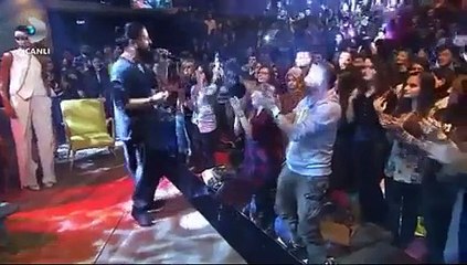Koray Avcı Potpori (Beyaz Show Canlı)