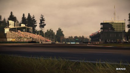 Tour de piste à Brno en Mercedes 190E DTM sur Project Cars