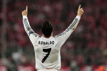 Christiano Ronaldo - Top 10 Unbelievable Goals Ever  Full HD