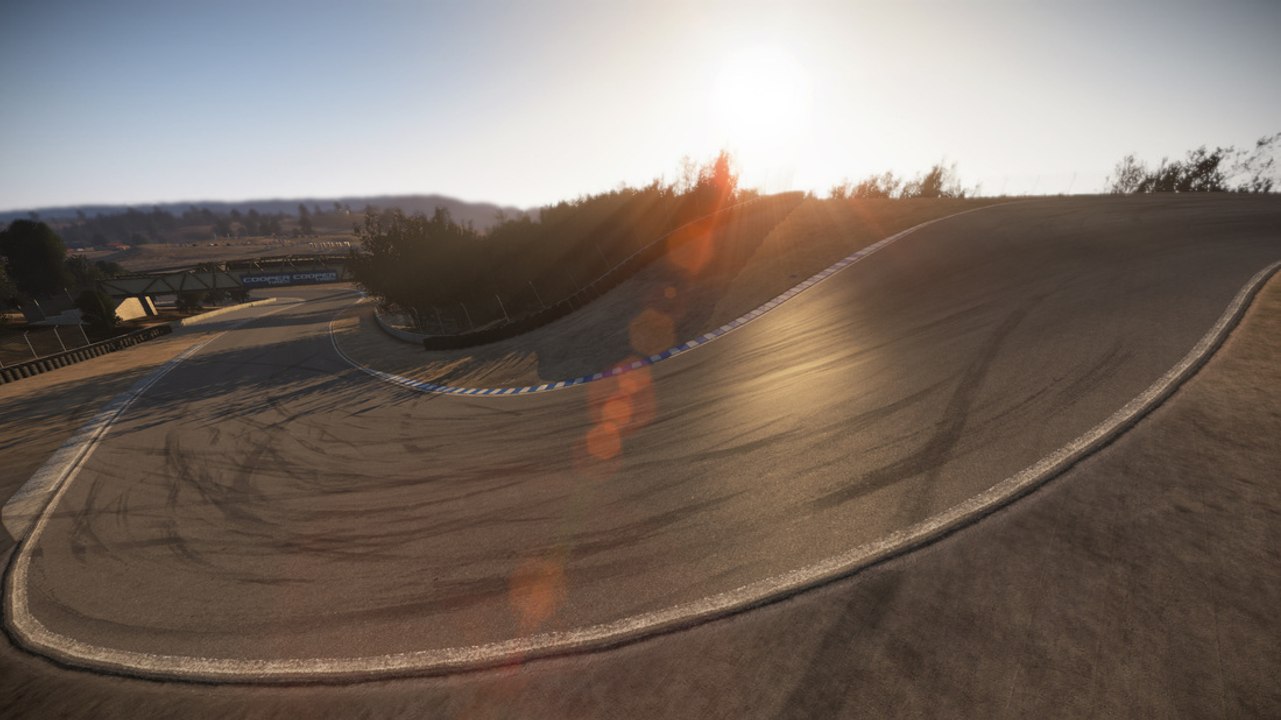 Tour de piste à Laguna Seca en Ginetta G55 GT3 sur Project Cars