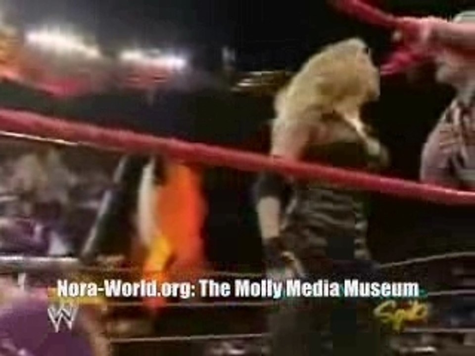 Molly vs Trish
