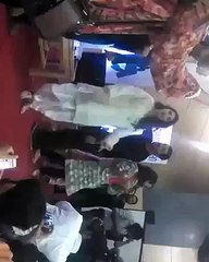 Beautiful Pakistani actress Mahira Khan dancing in iqra university
