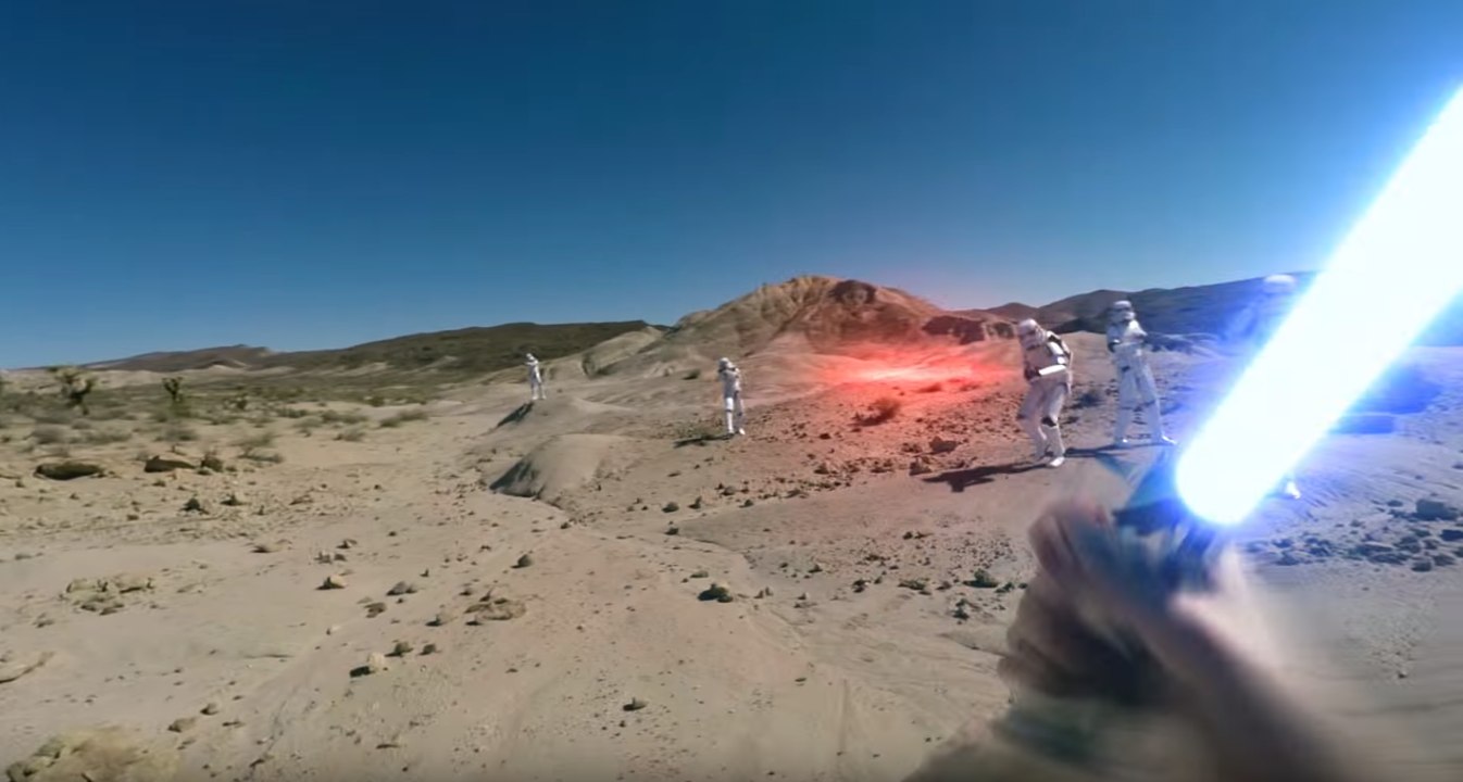 Star Wars : Fan Jedi et équipé d'une GoPro, il...
