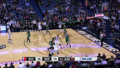 Ajinca One-Handed Dunk