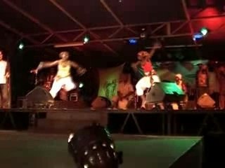 Jenn ki ka  avec ti bouchon