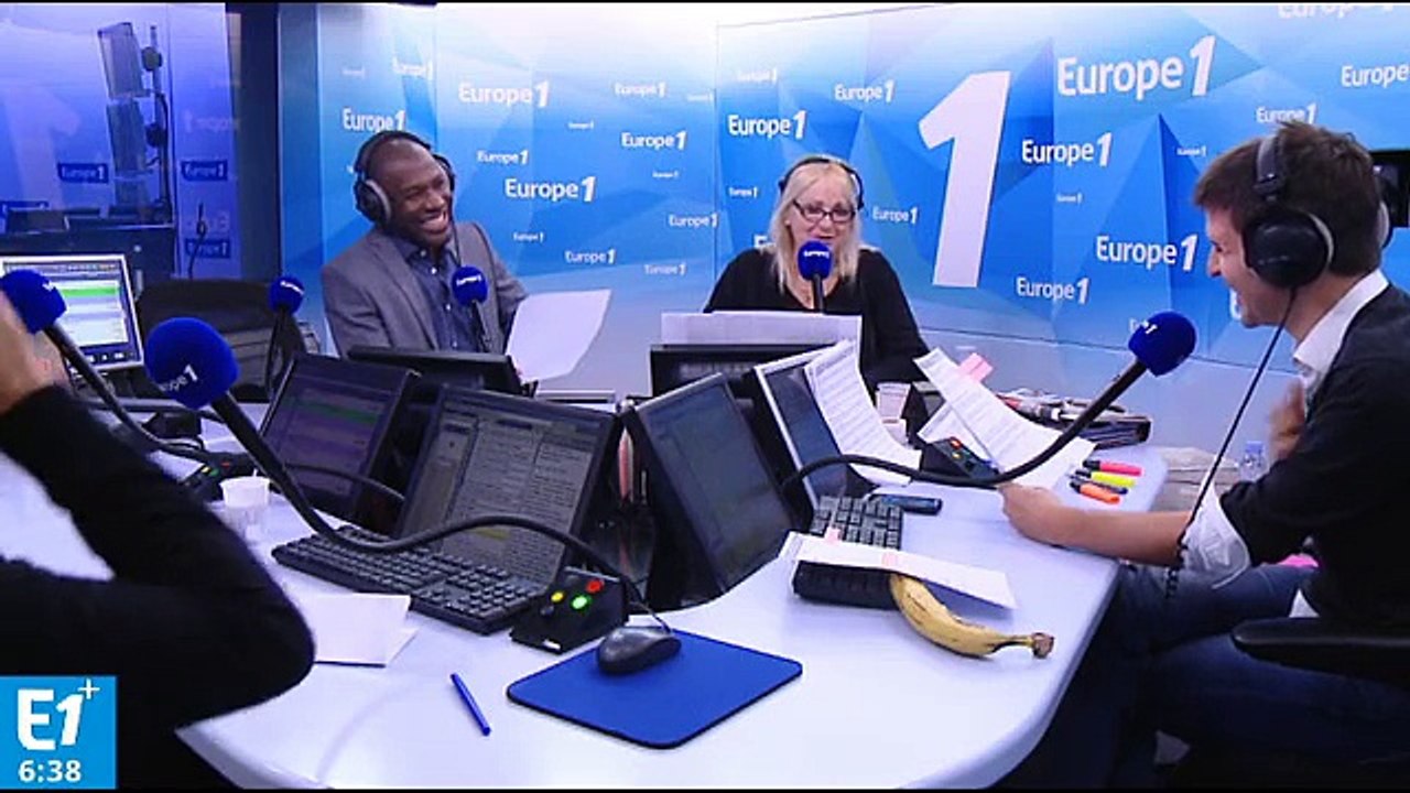 Paris : une pile bâton rechargeable à la main en deux minutes