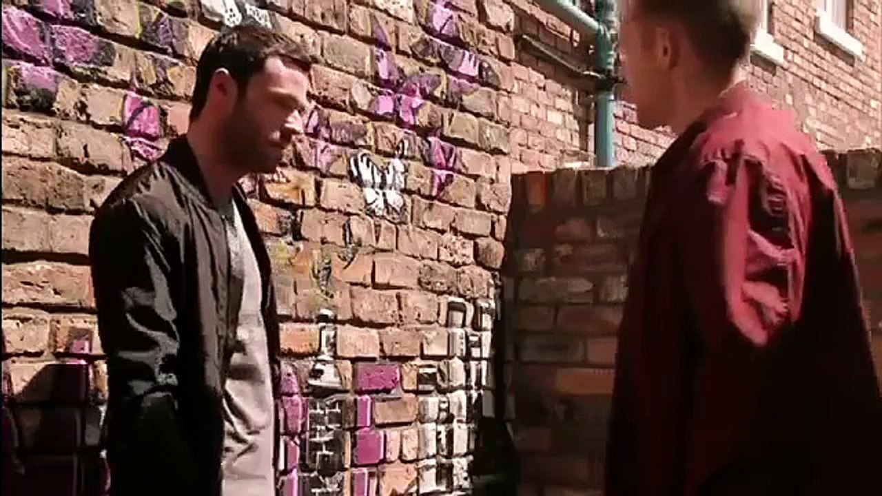 Coronation Street-Callum Logan And Henchmen Beat Up Jason Grimshaw (19th August 2015)