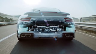 The new P ORSCHE 911 Turbo – Engine.