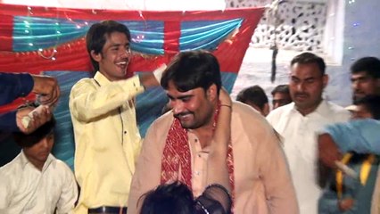 Chittyan Kalayan By Pakistani Girl