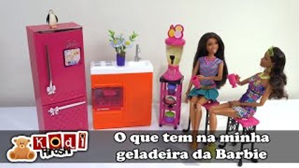 O que tem na minha geladeira da Barbie