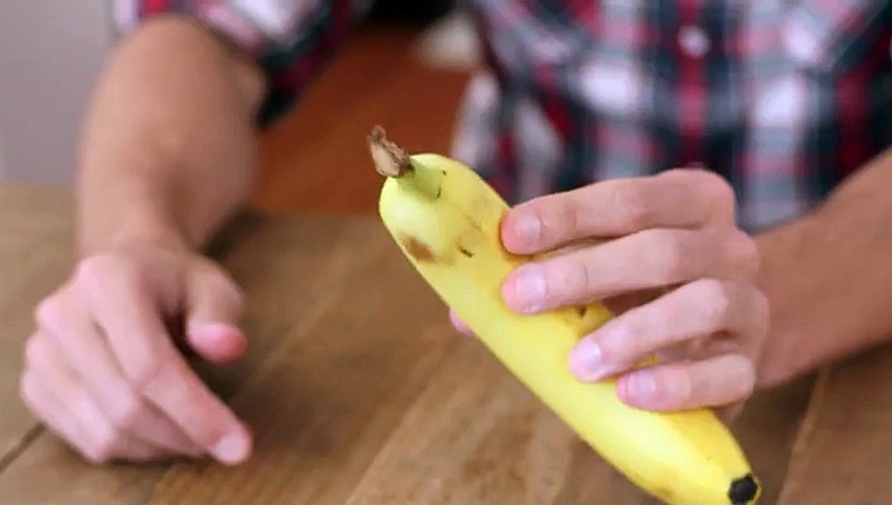 How You've Been Peeling Bananas All Wrong