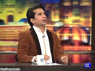 Sakhawat Naz becomes SRK within a minute.