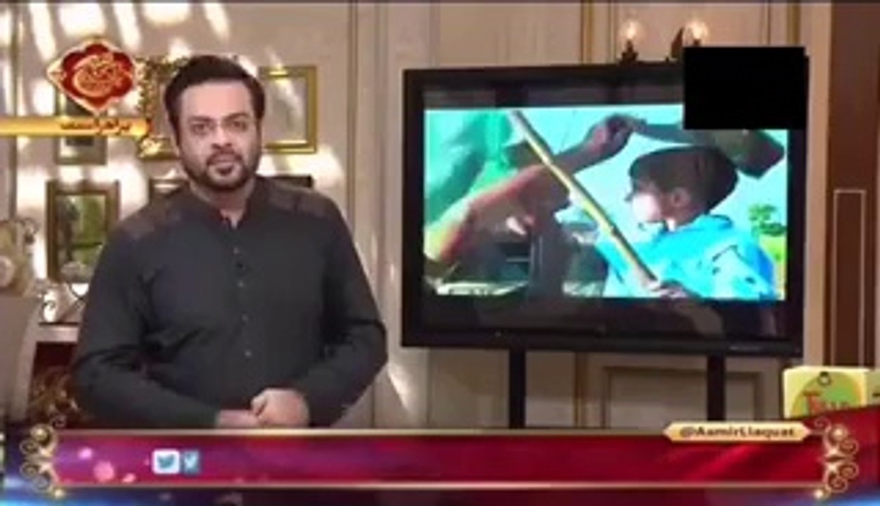 Aamir Liaqut Gone Mad & Resigned For Wearing APS Uniform by GEO - Must See