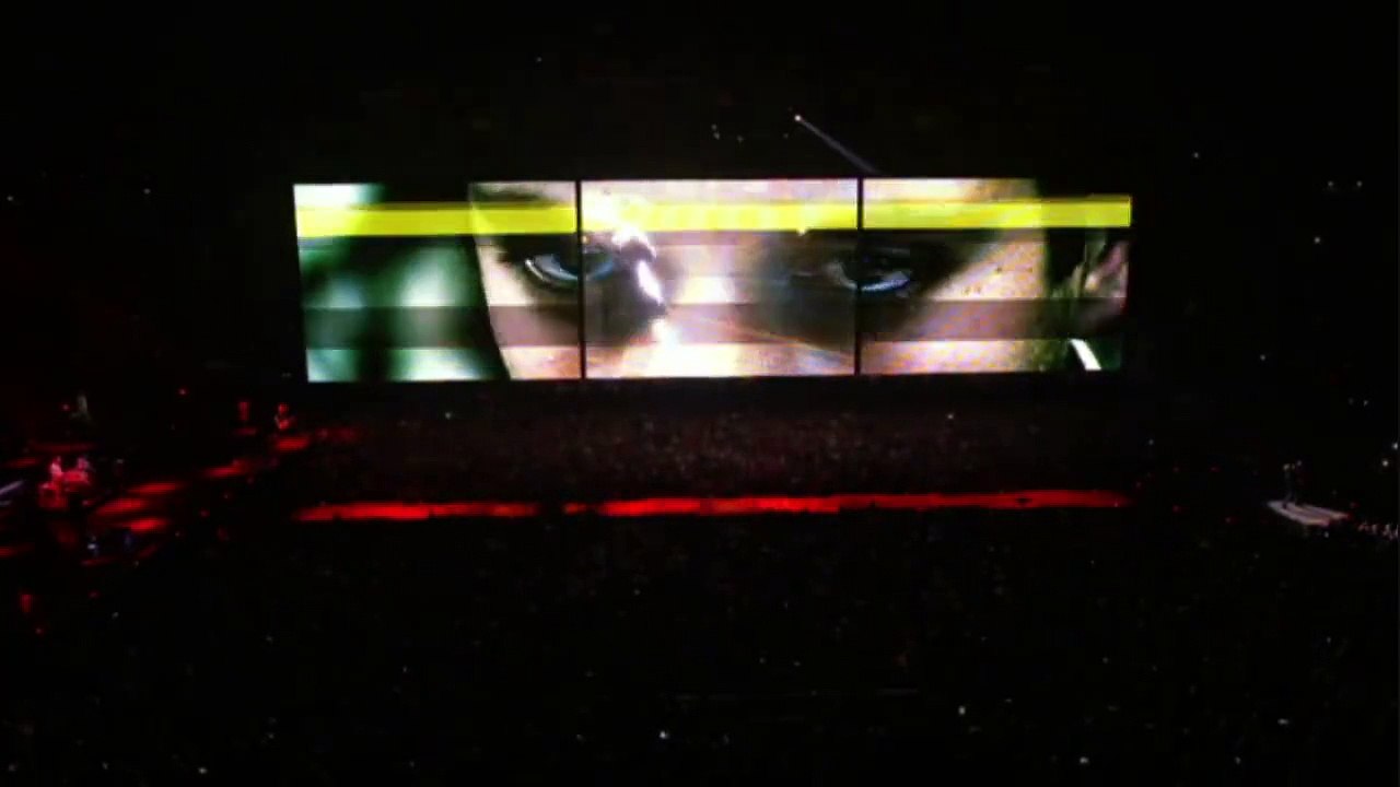 U2 - 15. October / Bullet The Blue Sky (11-November-2015) [Live From Paris HBO HD]