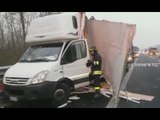 Firenze - Incidente su A1, coinvolto camion carico di spolette per munizioni (16.12.15)