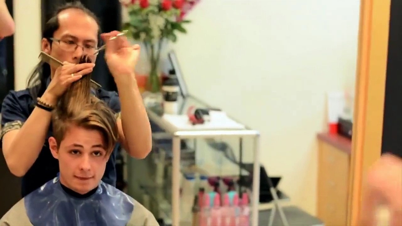 Amazing hair cutting very cool