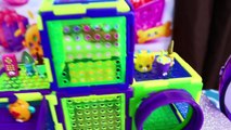 Shopkins SEASON 4 ENTIRE COLLECTION of Petkins Complete Set in Giant Surprise Toys Kitty Litter Box