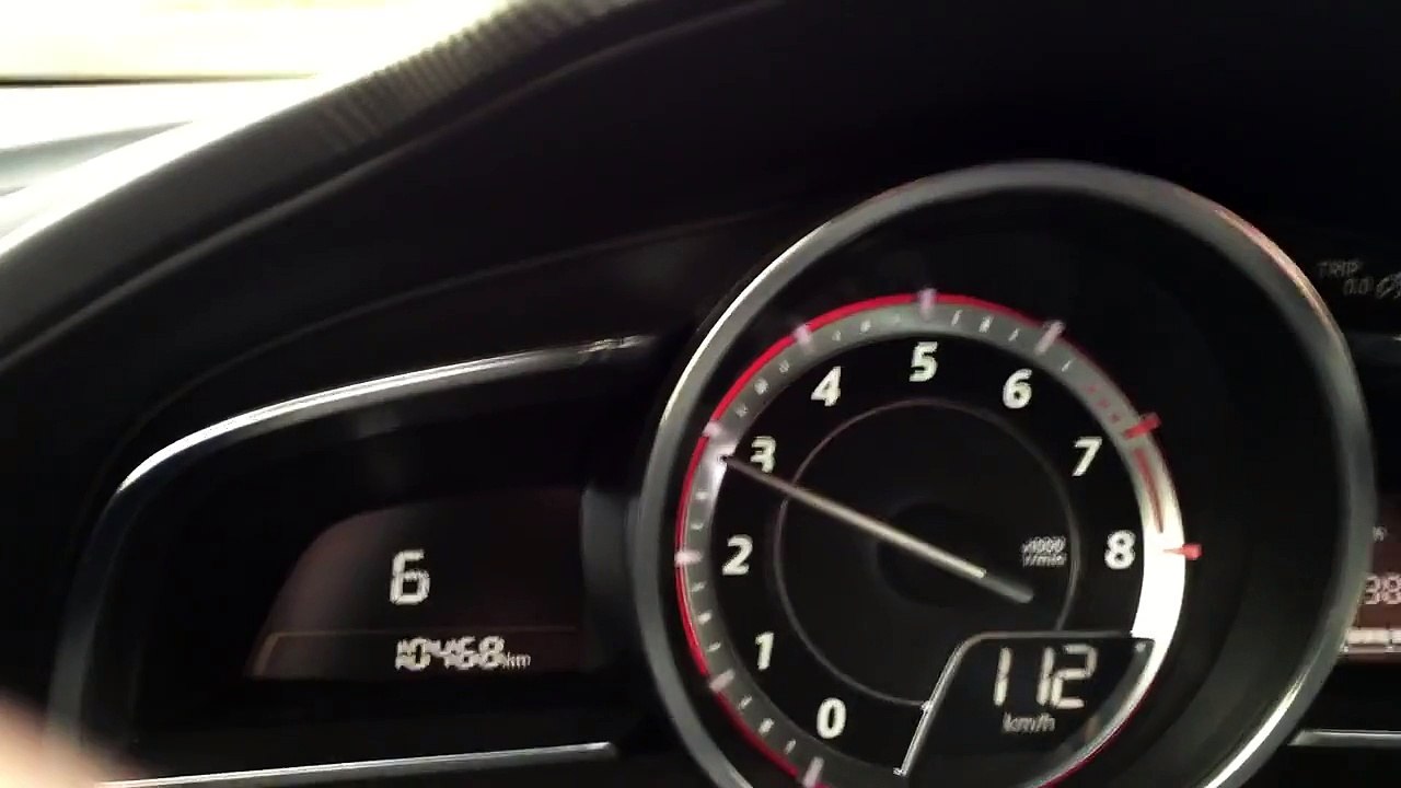 Mazda 3 2.0 Liter 165 hp 100 200 km/h kick down